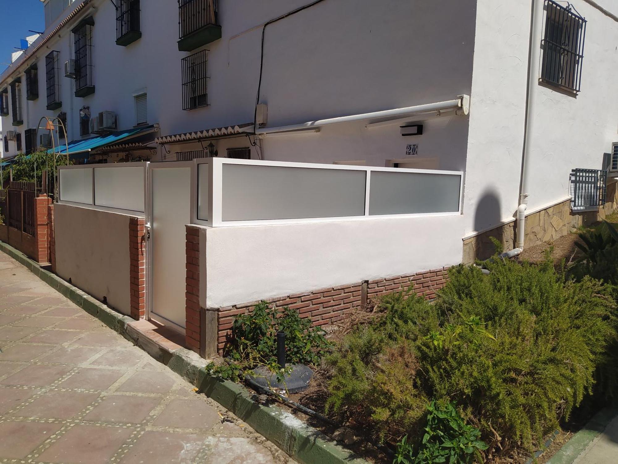 Costa Apartment